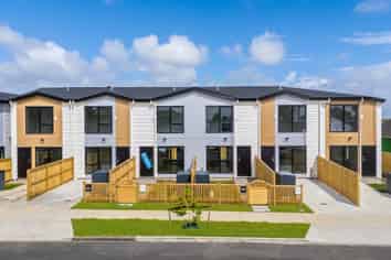 8/29 Tennessee Ave, Mangere East