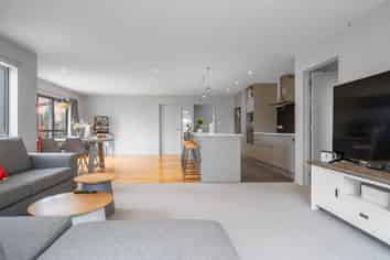 13 Sohlue Place, Oteha