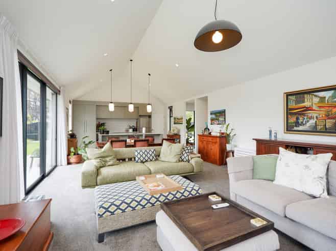 177 Queens Drive, RICHMOND