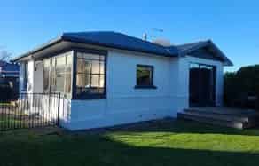 47 Antrim Street, Windsor