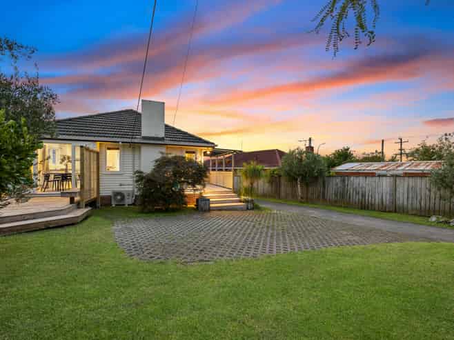 1/3 Mackenzie Street, Te Atatu South