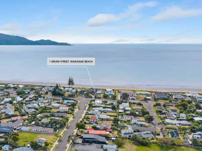 1 Eruini Street, Waikanae Beach