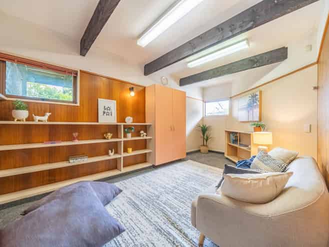 6 The Track, Plimmerton