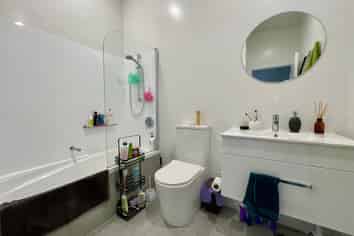 47 Te Ara O Paetutu, Petone