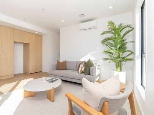 803/2B Te Ara Taurapa, Point Chevalier