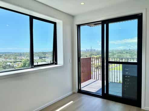 803/2B Te Ara Taurapa, Point Chevalier