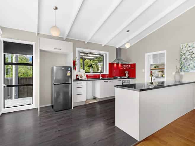 2 La Trobe Street, Pakuranga Heights