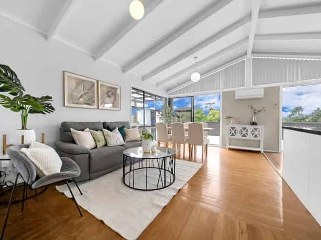 2 La Trobe Street, Pakuranga Heights