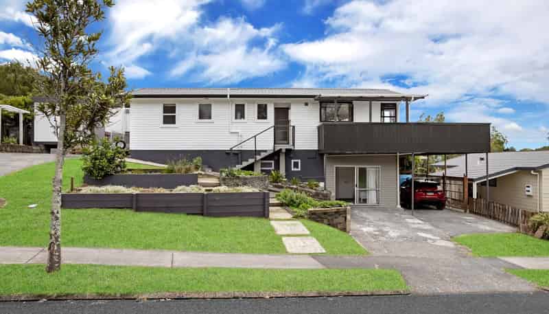 2 La Trobe Street, Pakuranga Heights