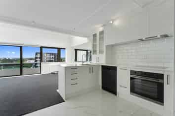 4H/15 Auburn Street, Takapuna