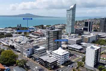 4H/15 Auburn Street, Takapuna