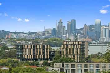 4H/15 Auburn Street, Takapuna