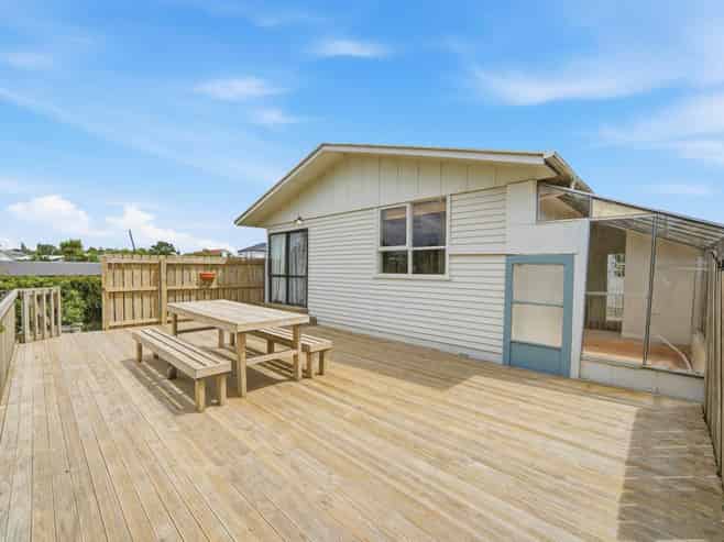 28 Gossamer Drive, Pakuranga Heights