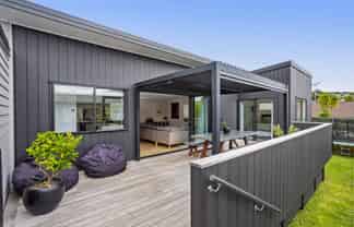 17 Langton Road, Stanmore Bay