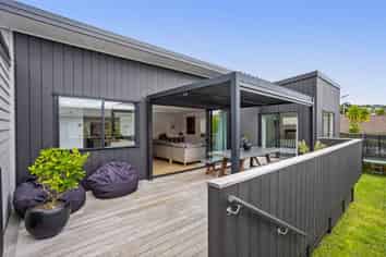 17 Langton Road, Stanmore Bay