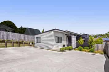 17 Langton Road, Stanmore Bay