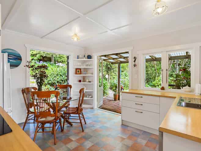 97  Cornwallis Road, Cornwallis