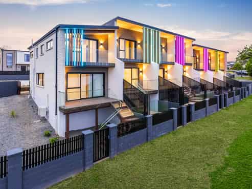 9/21 Hazards Road, Weymouth