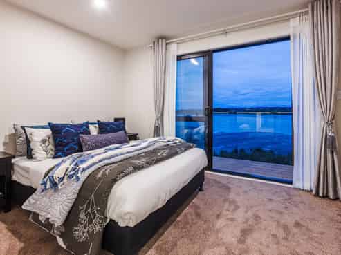 9/21 Hazards Road, Weymouth