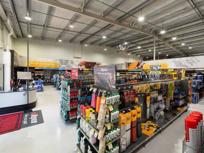 Prime Fraser Cove Commercial - 7% Return 