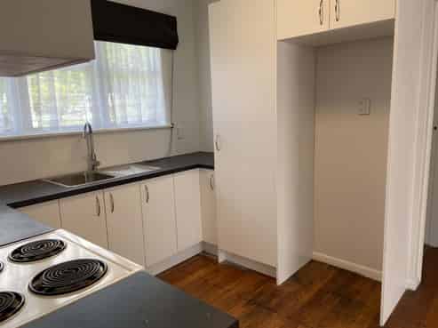 4 Mangaroa Hill Road, Mangaroa