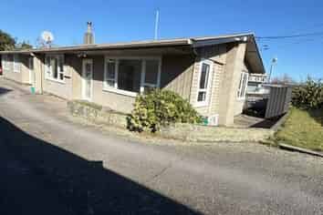 1/11 Waitahanui Avenue, Taupo