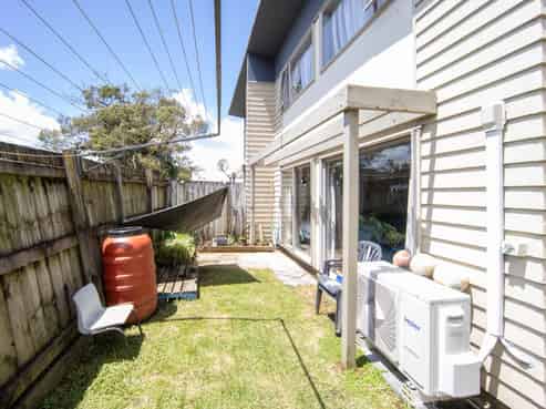 1212B New North Road, Mount Albert