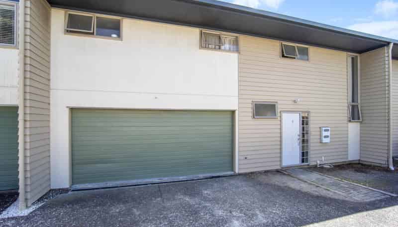 1212B New North Road, Mount Albert