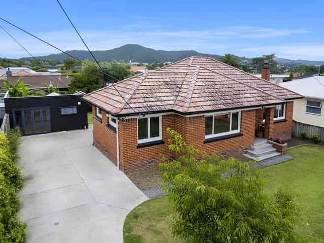 38 Central Avenue, Avenues