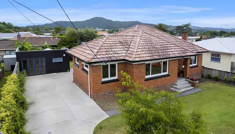 38 Central Avenue, Avenues