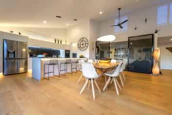 10 Fairburn Place, Kaiteriteri