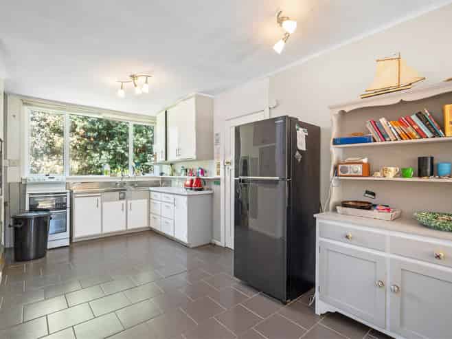 89 Bishop Road, Parapara