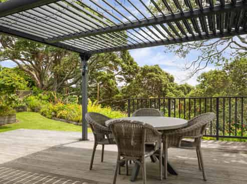 37 Pohutukawa Drive, Athenree