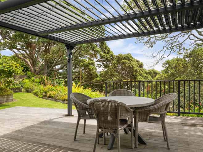 37 Pohutukawa Drive, Athenree