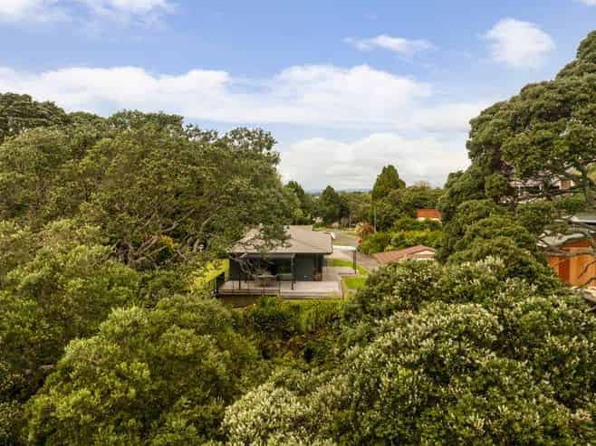 37 Pohutukawa Drive, Athenree