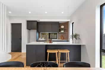 99c Hillcrest Avenue, Hillcrest