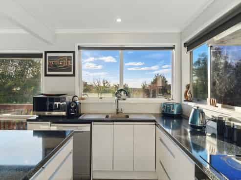 39 Seymour Place, Bellevue