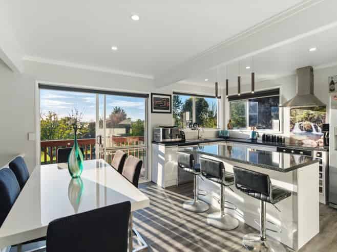 39 Seymour Place, Bellevue