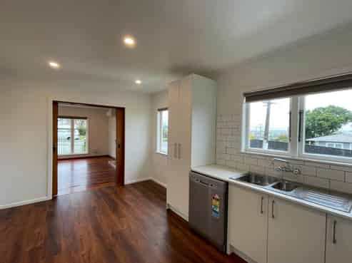 207 New Windsor Road, New Windsor