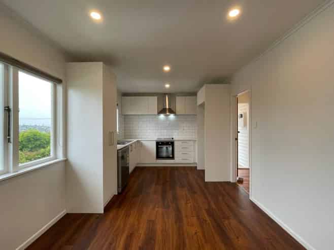 207 New Windsor Road, New Windsor