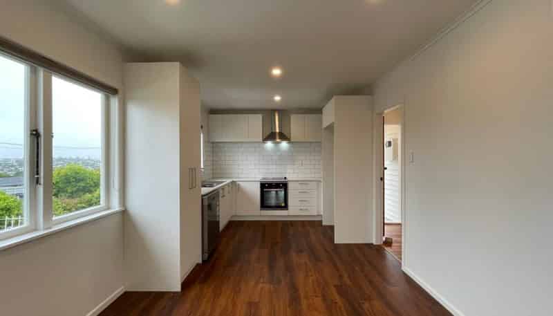 207 New Windsor Road, New Windsor