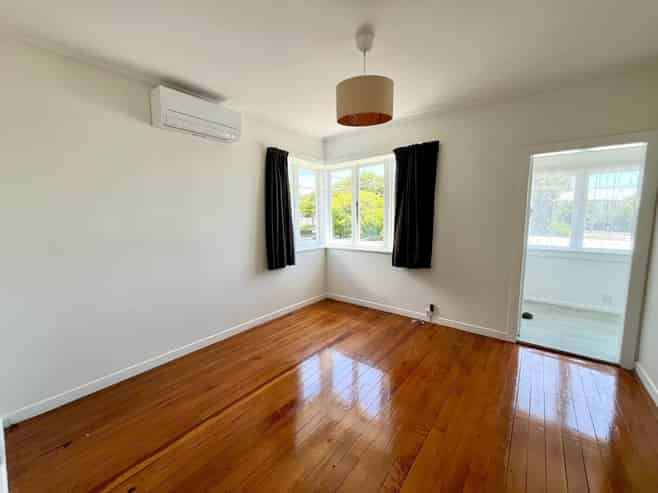 12 Wilkinson Road, Ellerslie