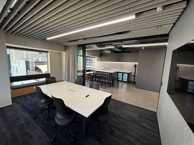 CBRE - FITTED & READY TO OCCUPY