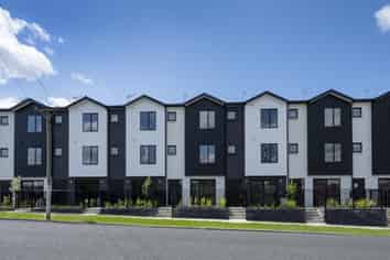 8D/11 Ingram Street, Papakura