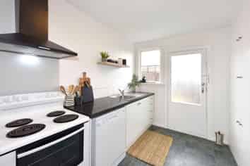 1/72 Longfellow Street, SYDENHAM