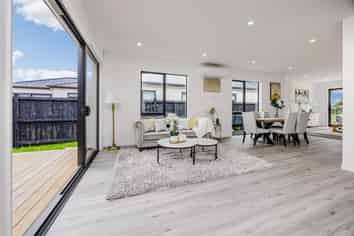  42 Kakano Street, Clevedon