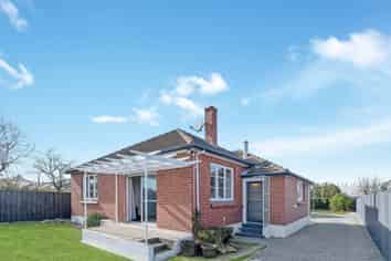 12 Adams St, Hampstead