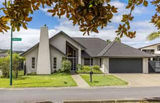 2 Elwyn Close, Flat Bush