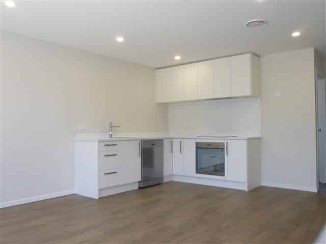 8 Village Quarter Lane, Frankton