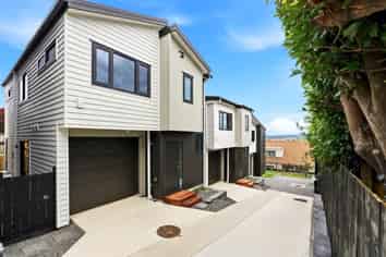 Lot 4/88 Bradbury Road, Highland Park